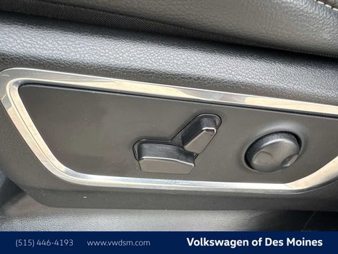 Used 2025 RAM 1500 Laramie image 24