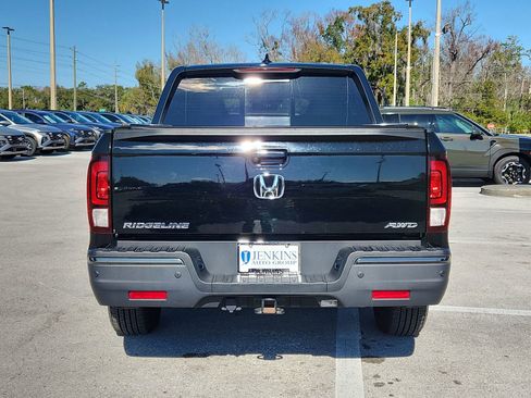 Used 2017 Honda Ridgeline Black Edition image 4