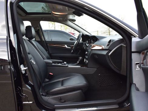 Used 2013 Mercedes-Benz C 300 4MATIC Sedan image 15