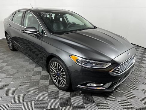 Used 2017 Ford Fusion Titanium FWD image 3