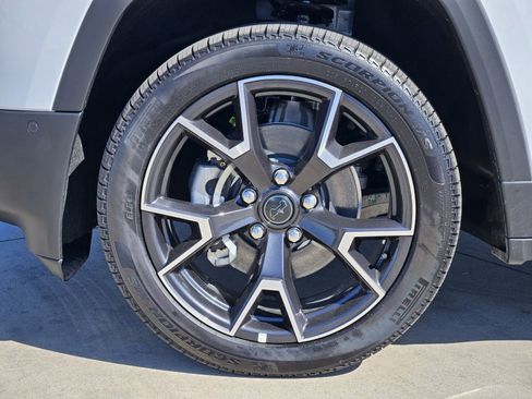 New 2026 Jeep Cherokee Overland AWD/4WD image 12