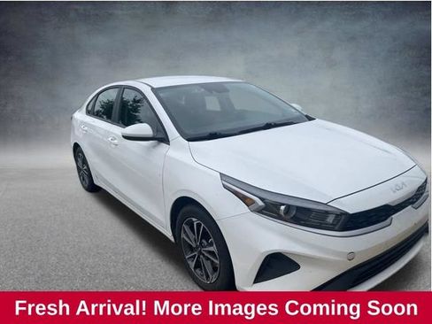 Used 2024 Kia Forte LXS FWD image 1
