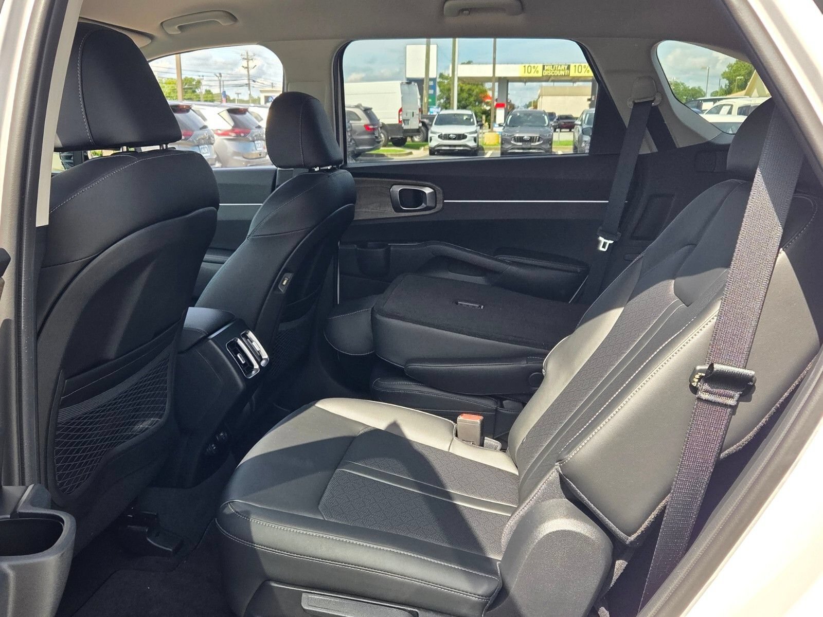 Used 2023 Kia Sorento EX FWD image 7