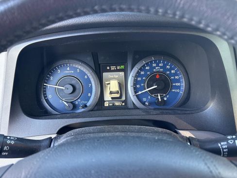 Used 2020 Toyota Sienna XLE image 12