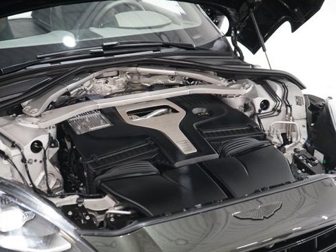 Used 2025 Aston Martin DBX 707 image 54