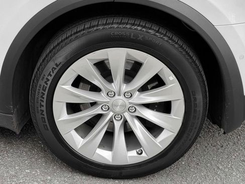 Used 2019 Tesla Model X P100D image 13