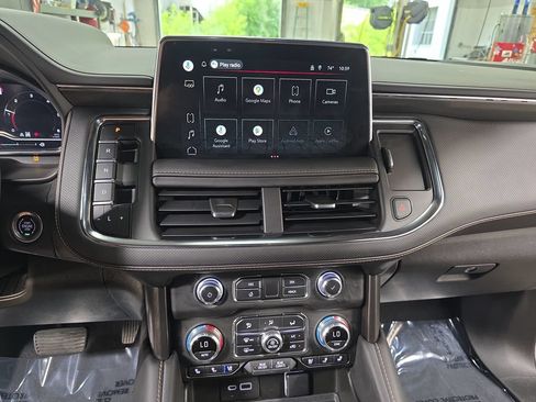Used 2022 GMC Yukon AT4 w/ Technology Package AWD/4WD image 20