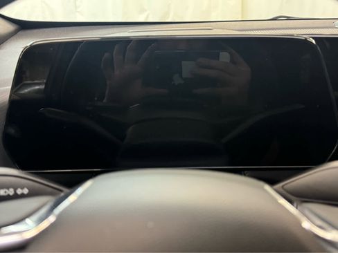 Certified 2025 Chevrolet Equinox LT w/ Convenience Package II image 17