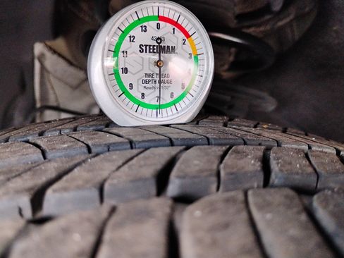 Used 2017 BMW 320i Sedan image 10