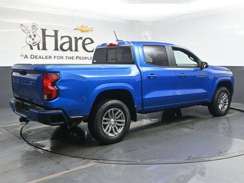 Used 2024 Chevrolet Colorado LT w/ LT Convenience Package II image 57