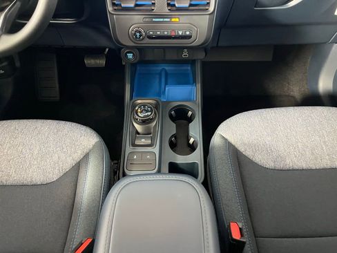 Used 2025 Ford Maverick XLT w/ Equipment Group 302A image 17