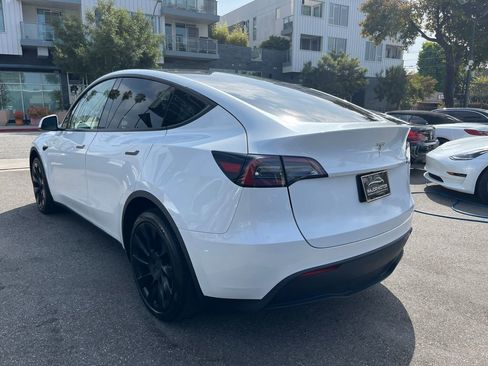 Used 2023 Tesla Model Y Long Range AWD/4WD image 8