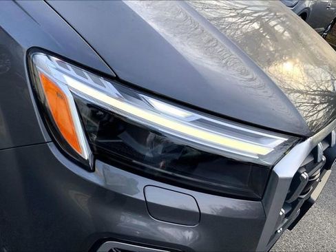 Used 2025 Audi Q7 3.0T Premium Plus image 26