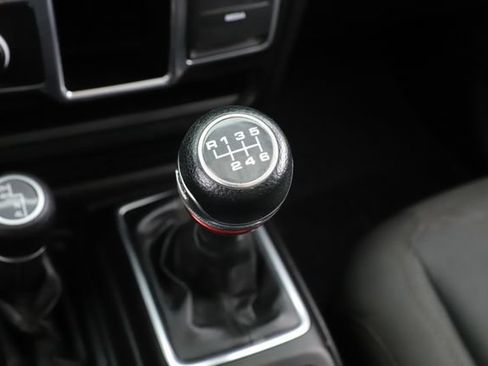 Used 2018 Jeep Wrangler Sport AWD/4WD image 6