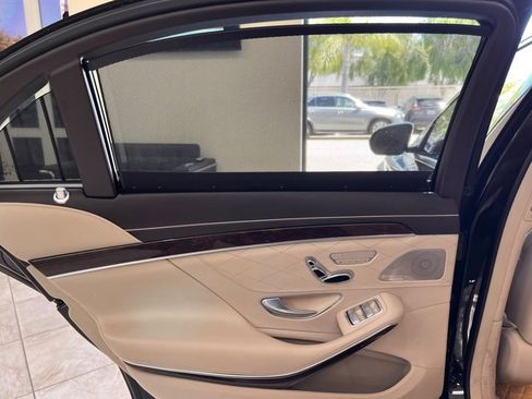 Used 2019 Mercedes-Benz S 560 4MATIC Sedan image 16
