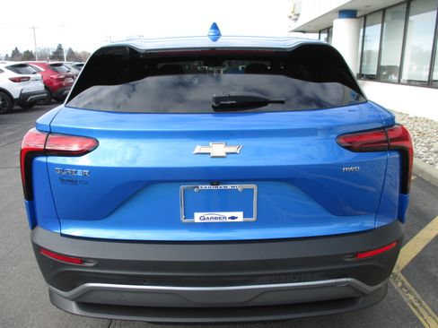 Used 2024 Chevrolet Blazer EV LT image 4