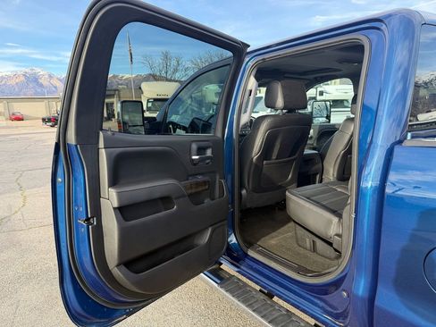 Used 2015 GMC Sierra 3500 Denali w/ Duramax Plus Package image 31