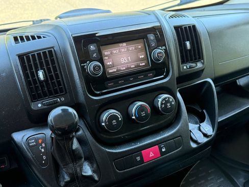 Used 2021 RAM ProMaster 2500 w/ Interior LED Lighting Group FWD image 16