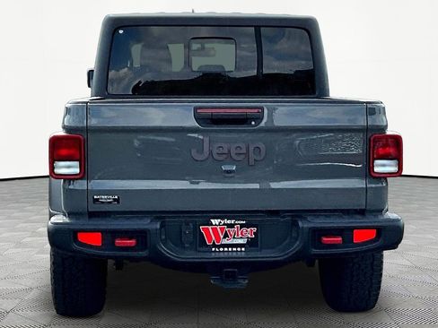 Used 2023 Jeep Gladiator Rubicon w/ Cold Weather Group AWD/4WD image 5
