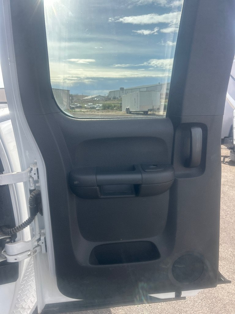 Used 2012 GMC Sierra 3500 SLE AWD/4WD image 31