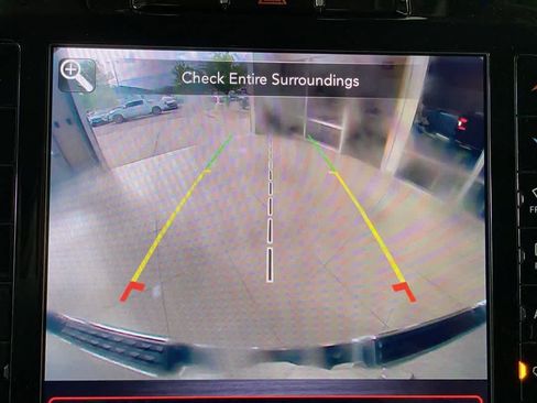 Used 2019 RAM 1500 Laramie AWD/4WD image 20
