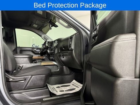 Used 2021 Chevrolet Silverado 1500 LT Trail Boss w/ Bed Protection Package image 13