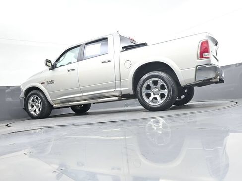 Used 2017 RAM 1500 Laramie AWD/4WD image 40