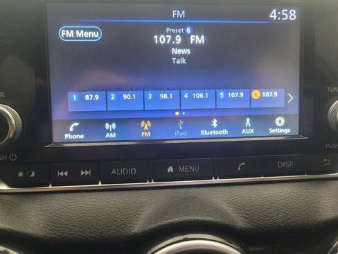 Used 2024 Nissan Sentra S FWD image 25