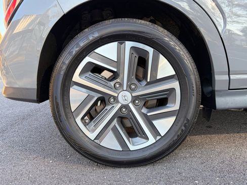 Used 2023 Hyundai Kona Limited w/ Cargo Package image 32