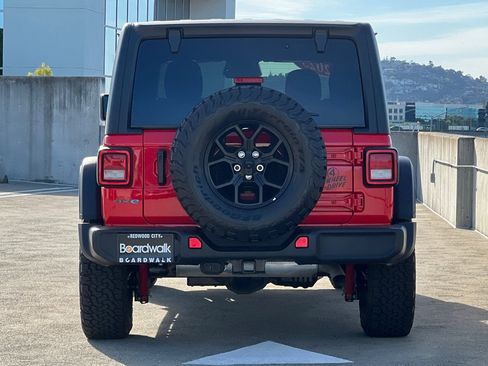 Used 2025 Jeep Wrangler Unlimited Sport S 4xe AWD/4WD image 5