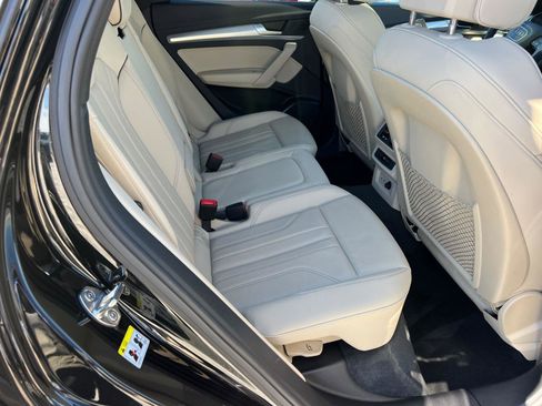 Used 2025 Audi Q5 2.0T Premium w/ Convenience Plus Package image 15