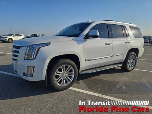 Used 2018 Cadillac Escalade 2WD image 1