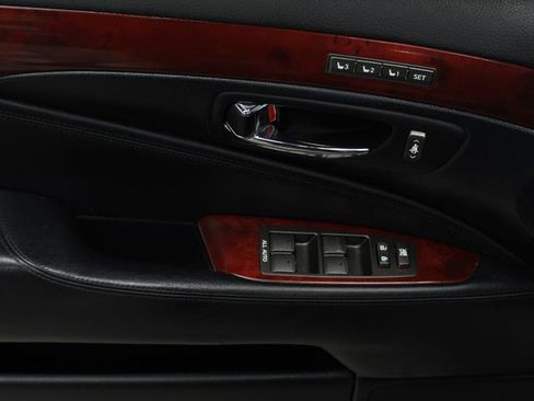 Used 2007 Lexus LS 460 RWD image 15