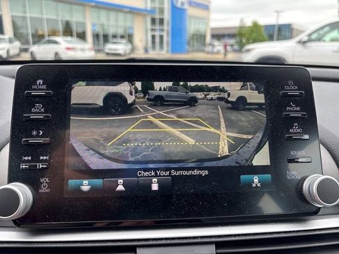 Used 2018 Honda Accord EX-L image 17