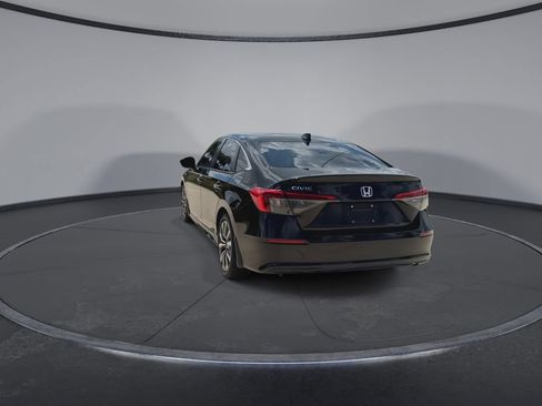 Used 2023 Honda Civic EX image 7