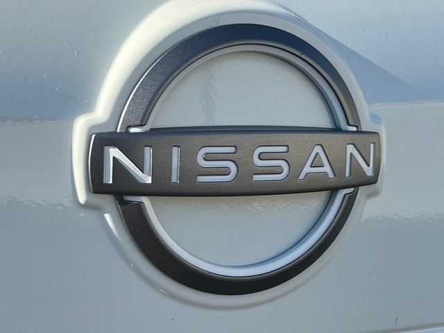 Used 2023 Nissan Rogue S AWD/4WD image 37