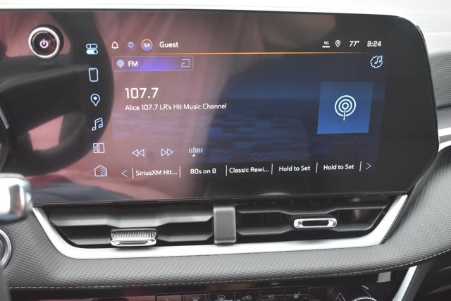 New 2027 Chevrolet Equinox LT w/ Safety and Technology Package FWD image 22
