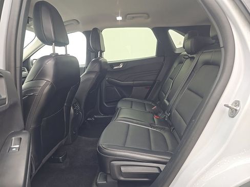 Used 2025 Ford Escape Platinum AWD/4WD image 13
