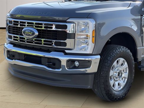 Used 2024 Ford F250 XLT w/ 360-Degree Camera Package image 37