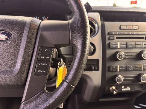 Used 2012 Ford F150 XLT w/ XLT Chrome Pkg image 6