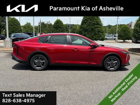 New 2026 Kia K4 FWD image 7