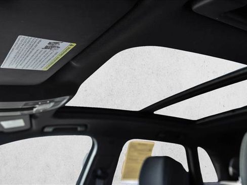 Used 2025 Audi Q3 2.0T Premium image 11