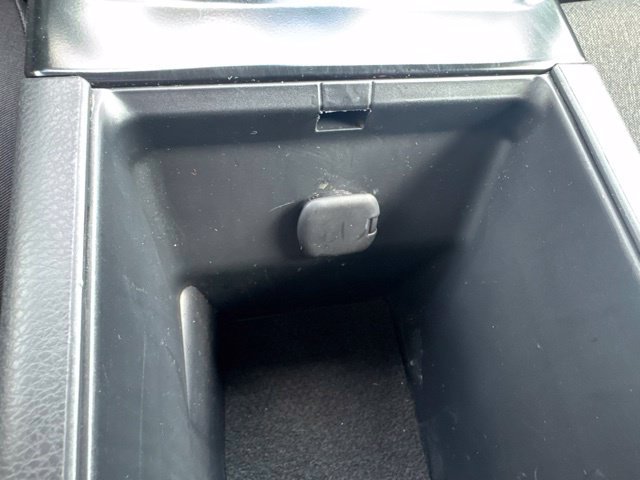 Used 2025 Toyota Camry LE FWD image 27