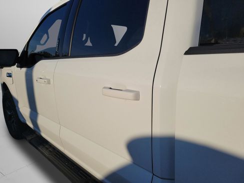 Used 2024 Ford F150 Lightning Flash image 7