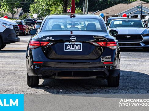 Used 2024 Nissan Sentra SV FWD image 12