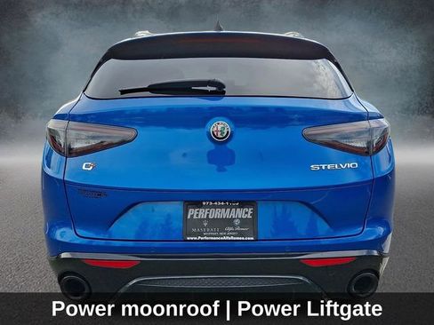 Used 2024 Alfa Romeo Stelvio Veloce image 6