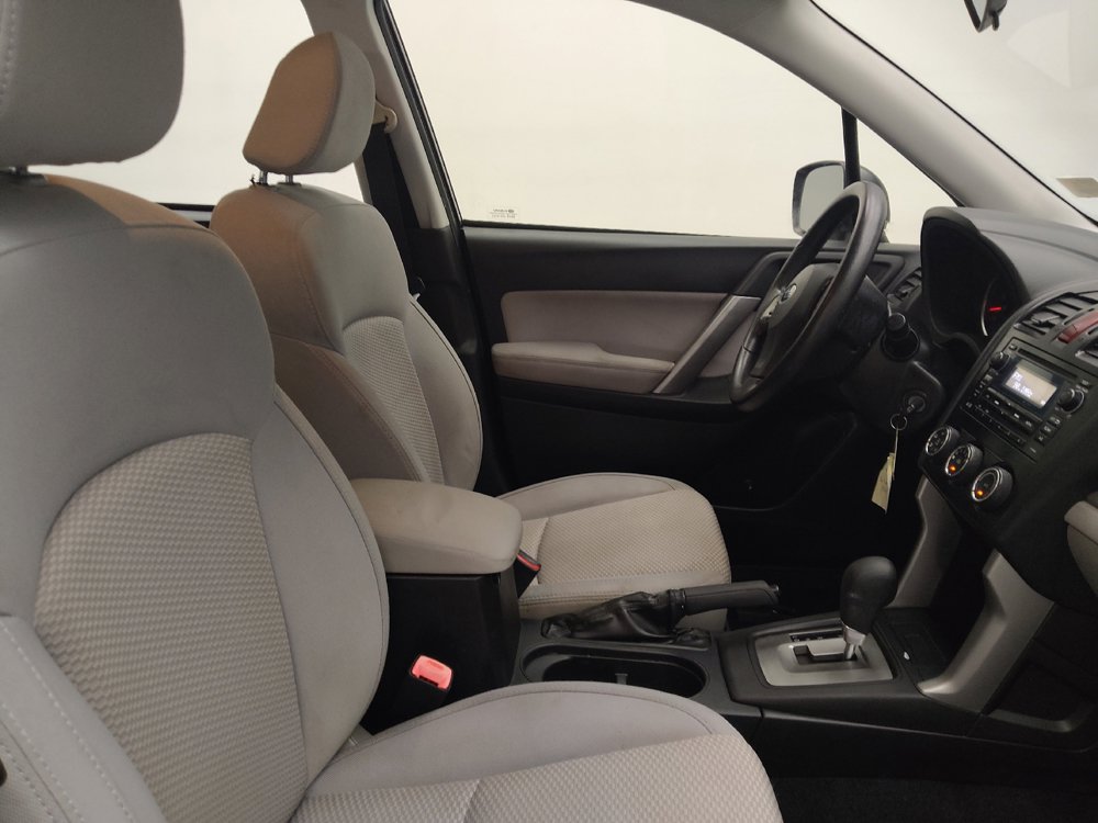 Used 2014 Subaru Forester 2.5i AWD/4WD image 21