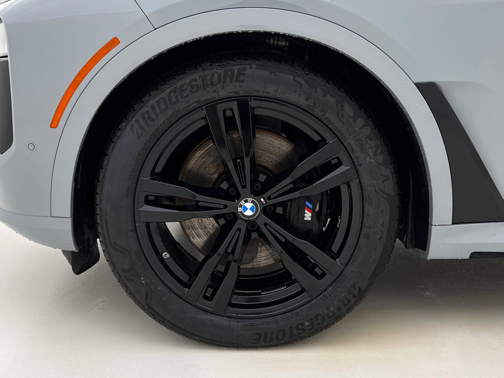 Certified 2025 BMW X7 M60i w/ Climate Comfort Package AWD/4WD image 27