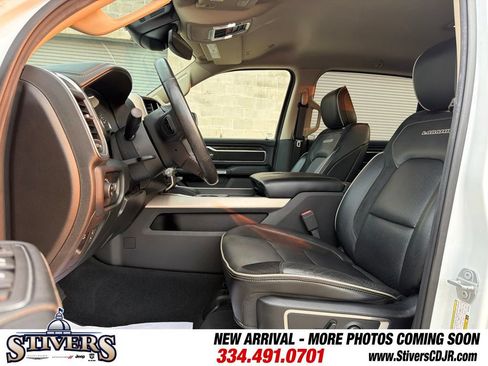 Used 2019 RAM 1500 Laramie AWD/4WD image 19