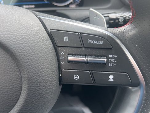 Used 2021 Hyundai Sonata SEL Plus w/ Tech Package image 12